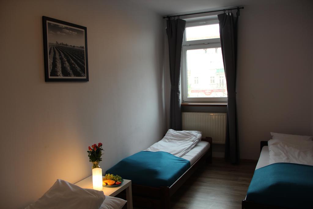 Baba Hostel Kalisz Habitación foto